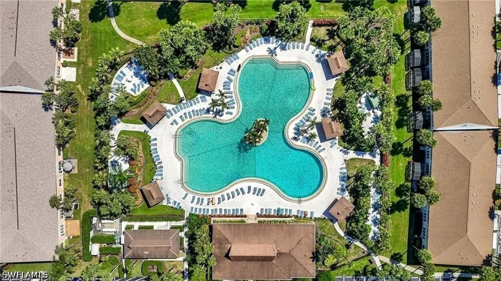 3563 Antarctic Circle Naples FL 34112