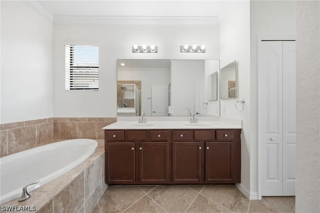 4366 Bismark Way Naples FL 34119