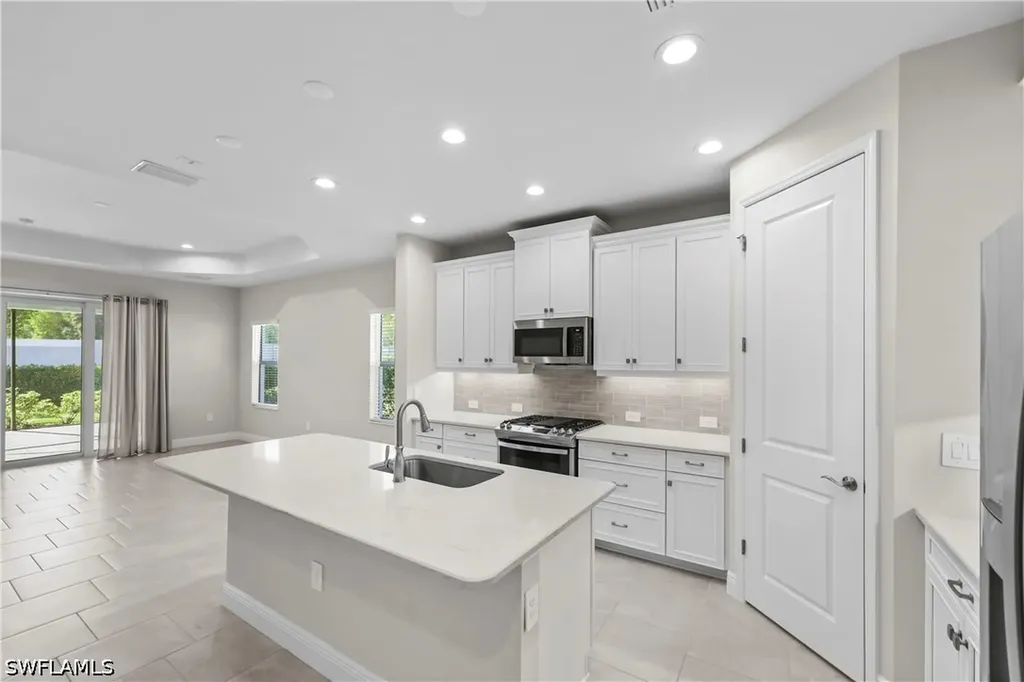 2373 Ariane Drive Naples FL 34112