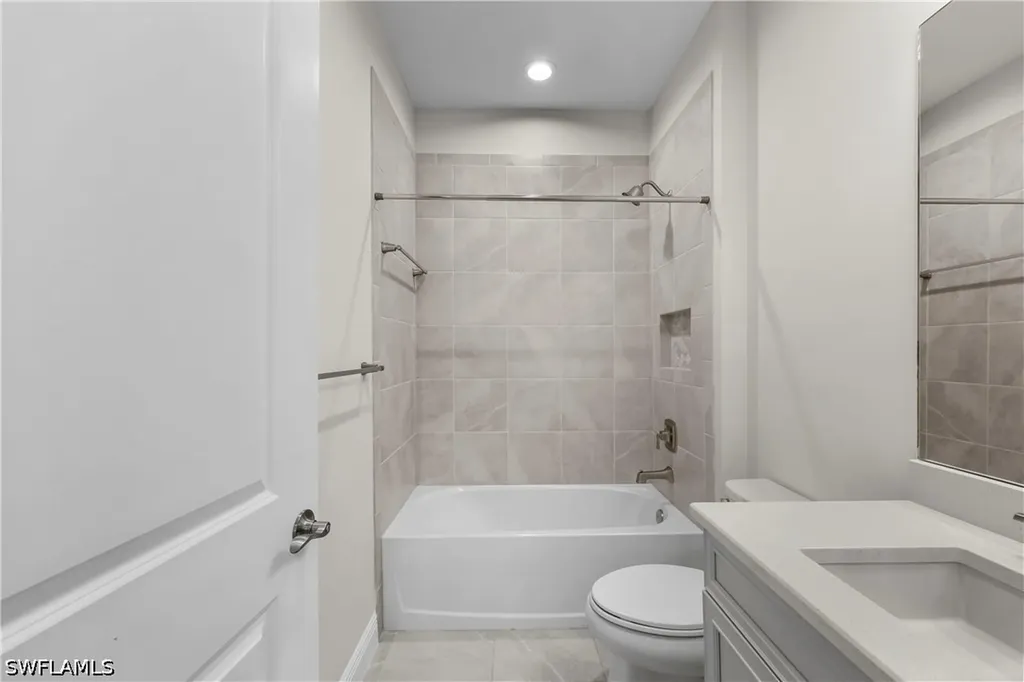 2373 Ariane Drive Naples FL 34112