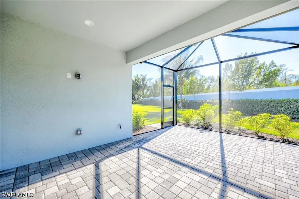 2373 Ariane Drive Naples FL 34112