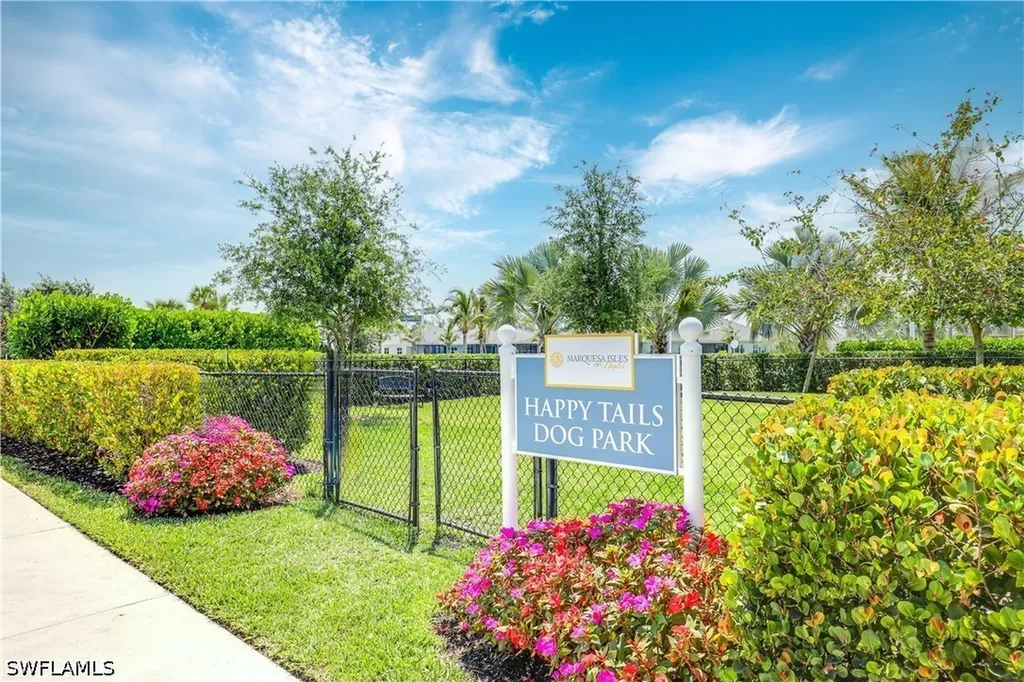 2373 Ariane Drive Naples FL 34112