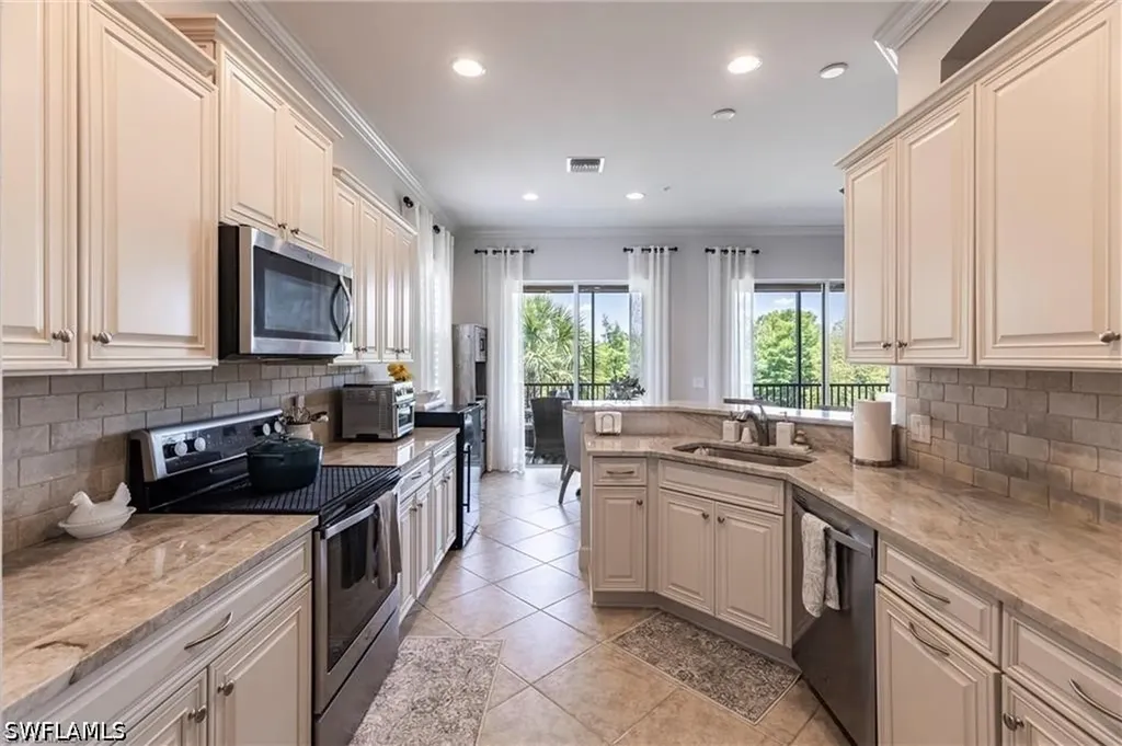 9550 Ironstone Terrace Naples FL 34120