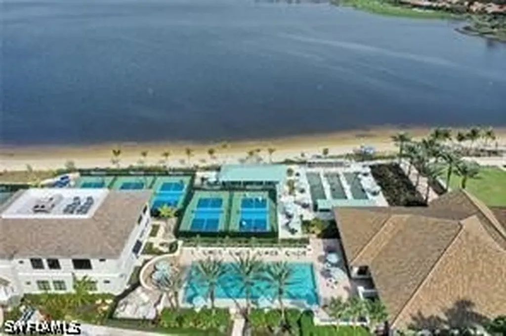 9550 Ironstone Terrace Naples FL 34120