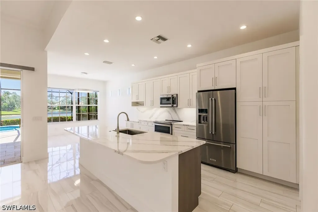 15950 Delasol Lane Naples FL 34110