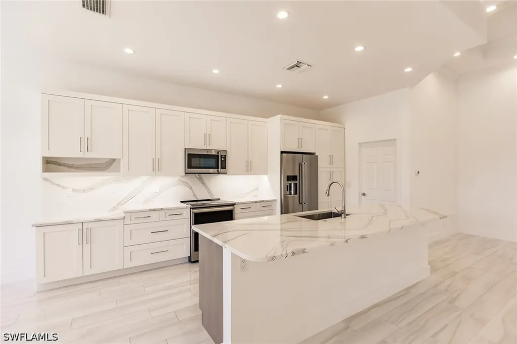 15950 Delasol Lane Naples FL 34110