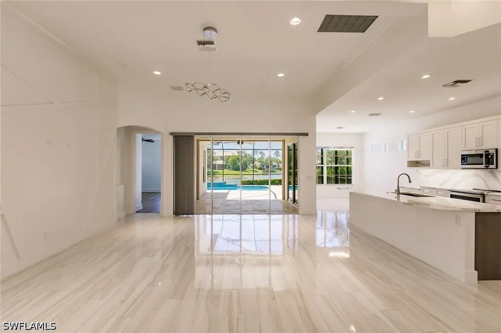 15950 Delasol Lane Naples FL 34110