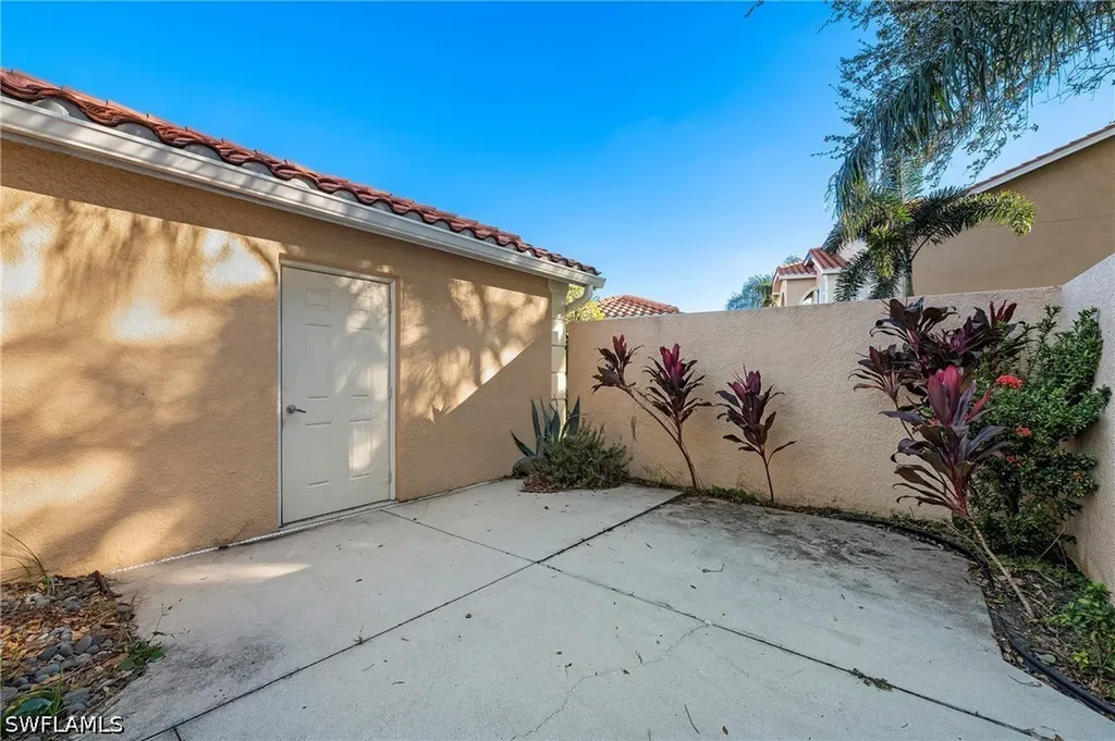 26740 Rosewood Pointe Lane Bonita Springs FL 34135