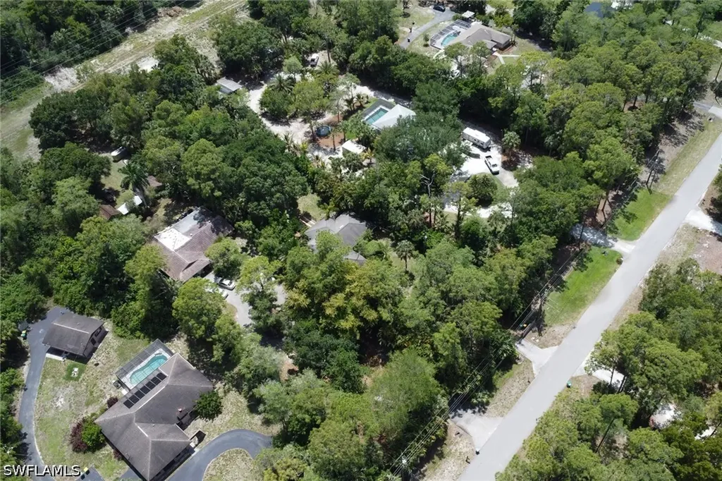 4974 Hawthorn Woods Way Naples FL 34116