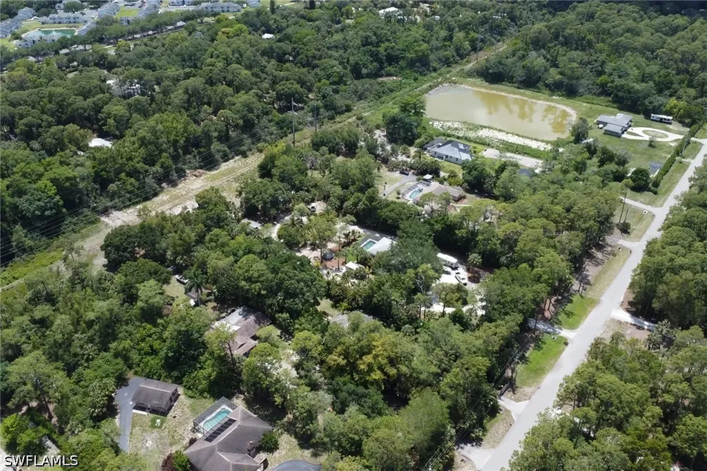 4974 Hawthorn Woods Way Naples FL 34116