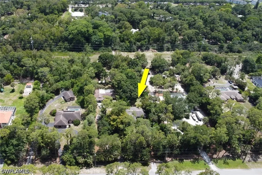 4974 Hawthorn Woods Way Naples FL 34116