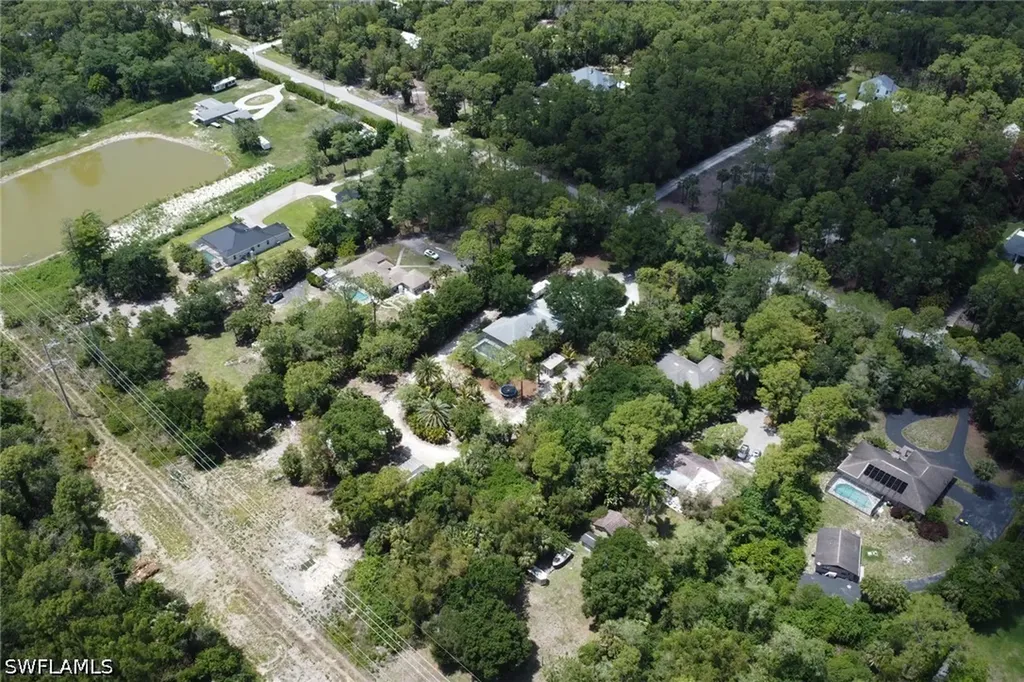 4974 Hawthorn Woods Way Naples FL 34116