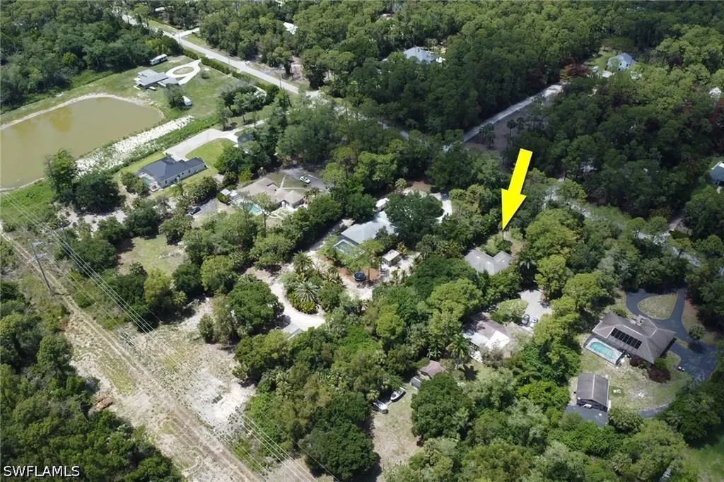 4974 Hawthorn Woods Way Naples FL 34116