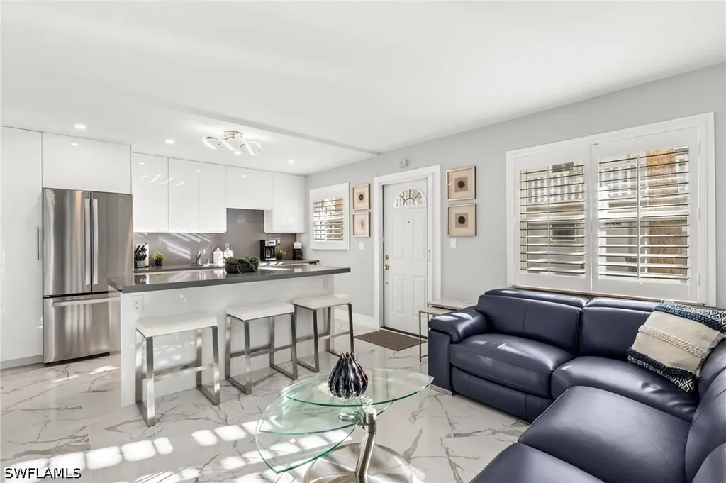 980 7th Avenue S Naples FL 34102