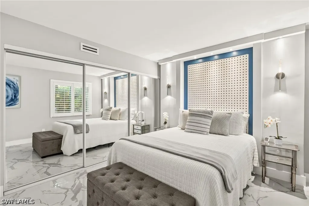 980 7th Avenue S Naples FL 34102