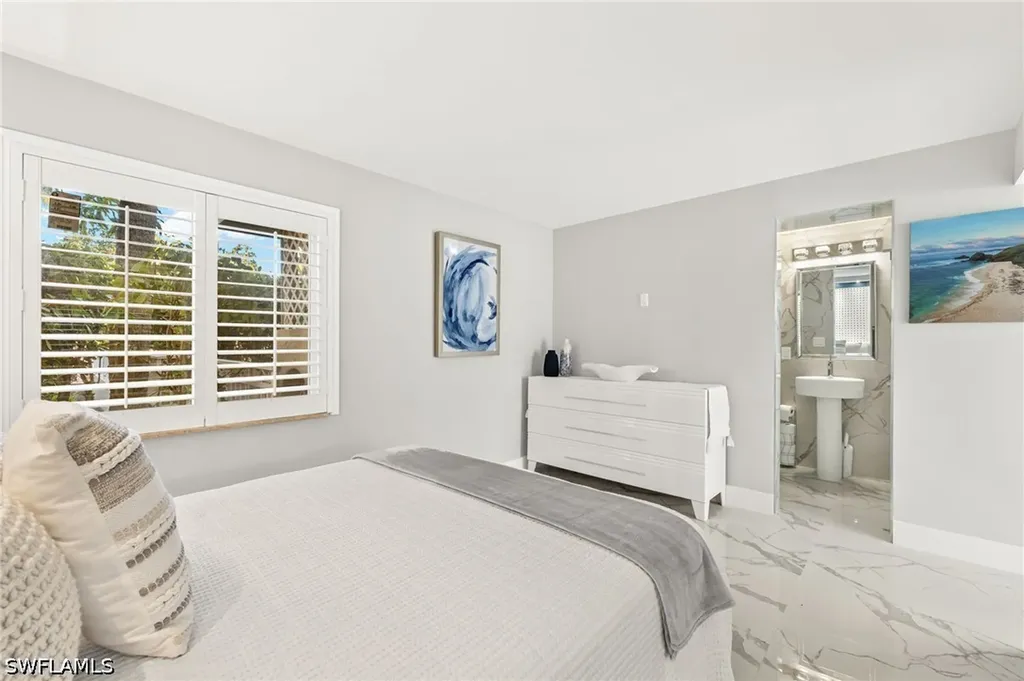 980 7th Avenue S Naples FL 34102