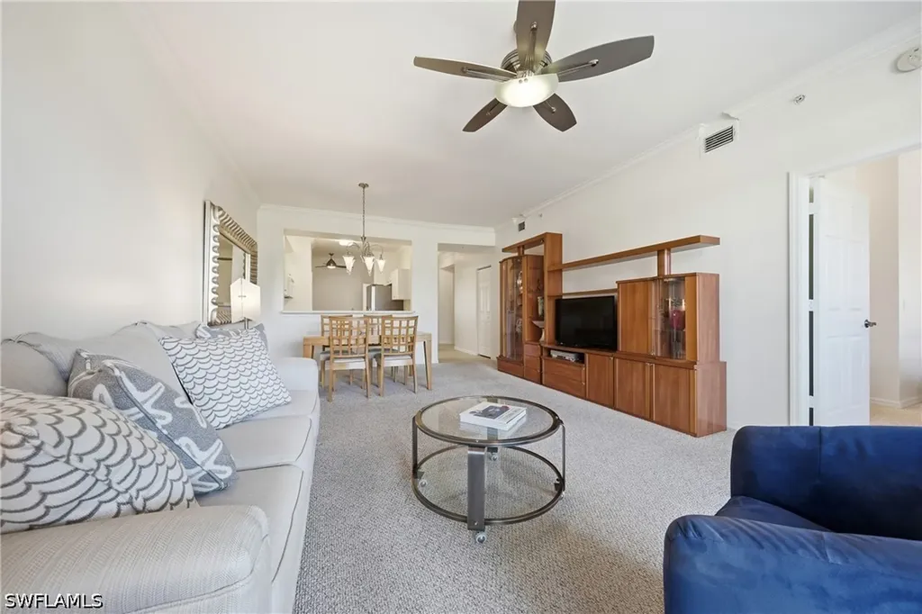 3976 Bishopwood Court E Naples FL 34114