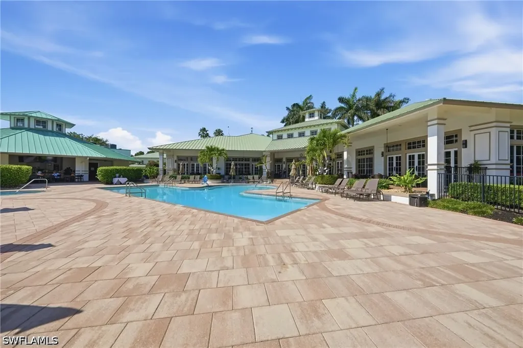 3976 Bishopwood Court E Naples FL 34114
