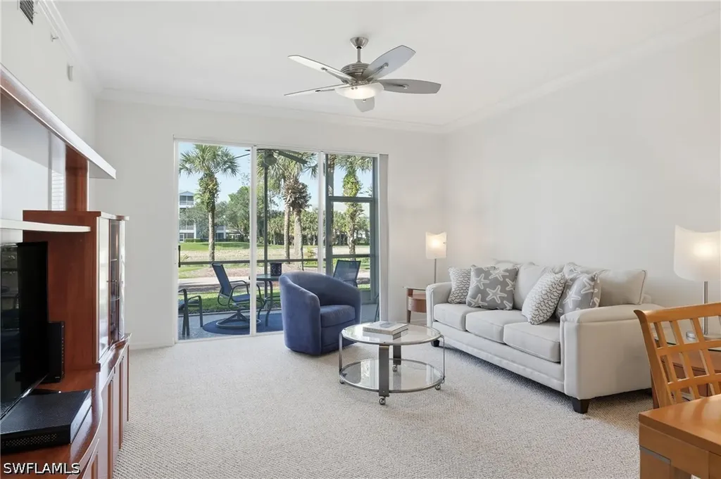 3976 Bishopwood Court E Naples FL 34114