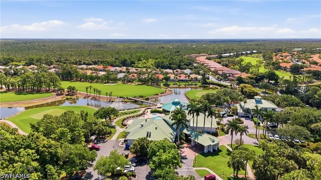 3976 Bishopwood Court E Naples FL 34114
