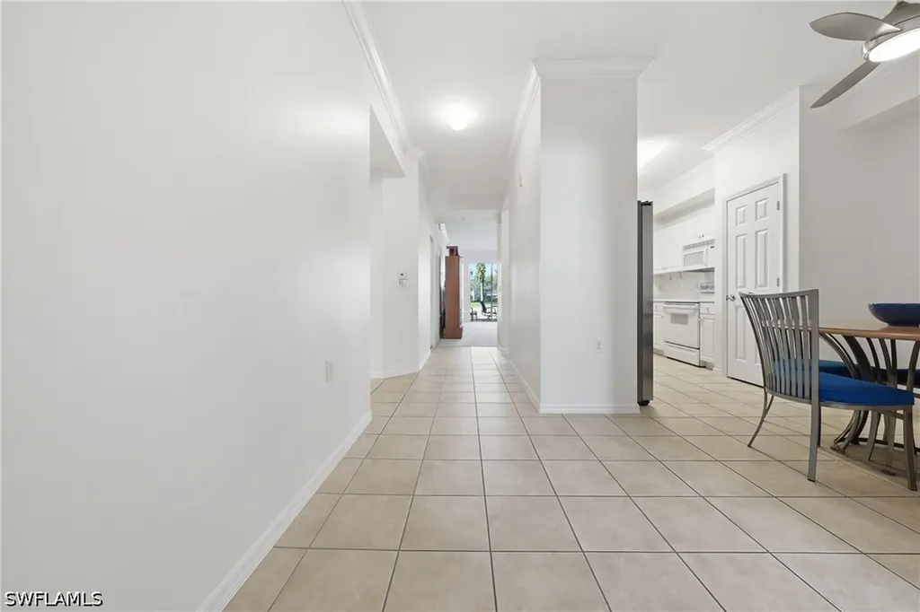 3976 Bishopwood Court E Naples FL 34114
