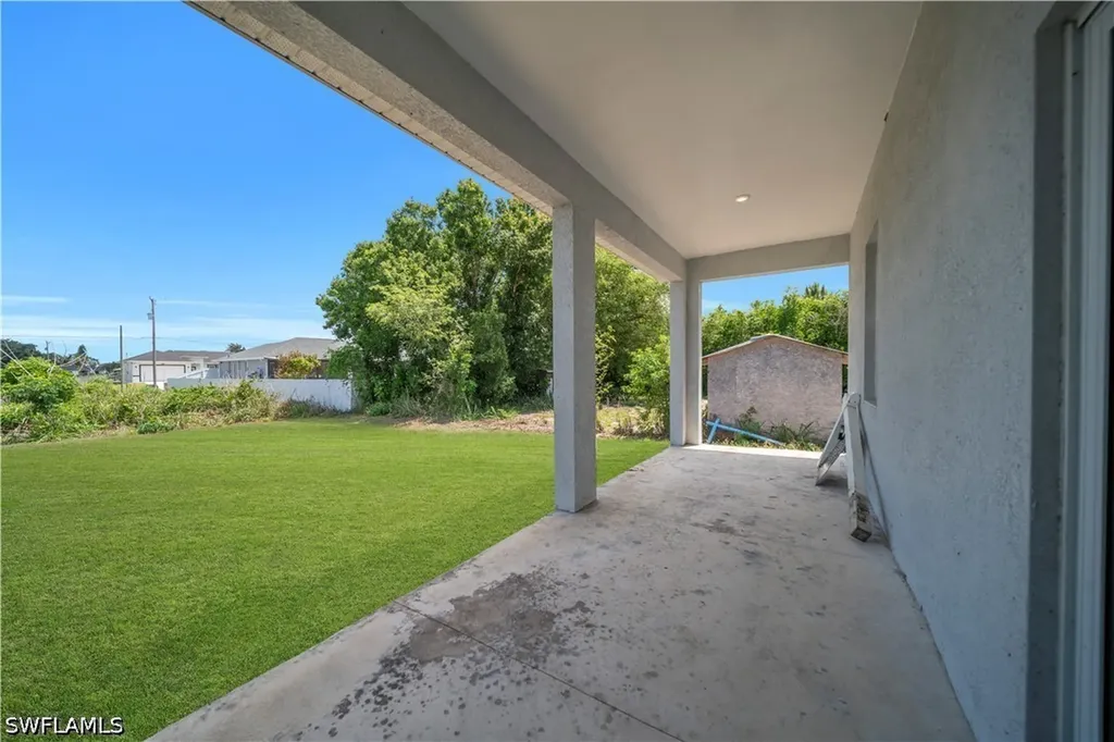 4208 28th Street SW Lehigh Acres FL 33976