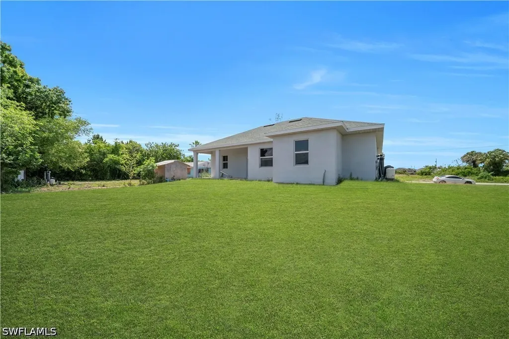 4208 28th Street SW Lehigh Acres FL 33976