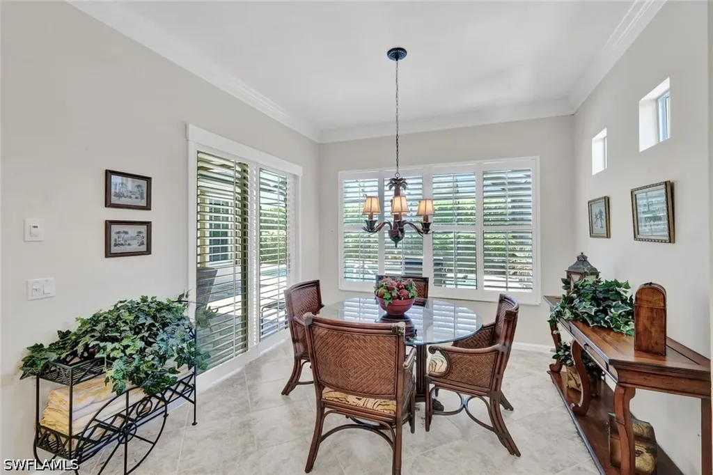 16208 Parque Lane Naples FL 34110