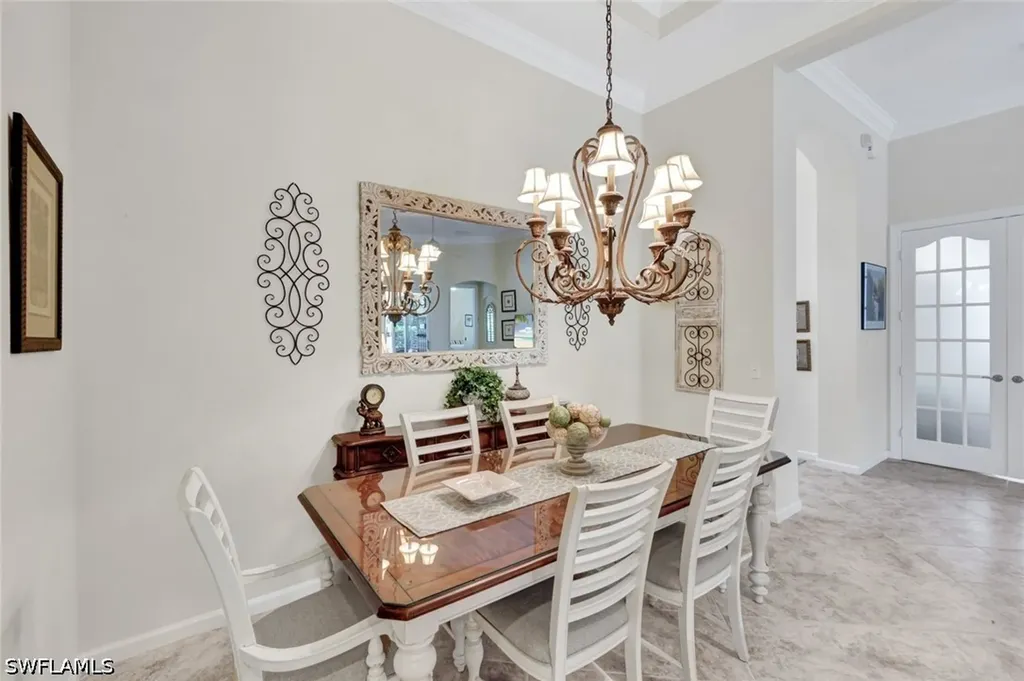 16208 Parque Lane Naples FL 34110