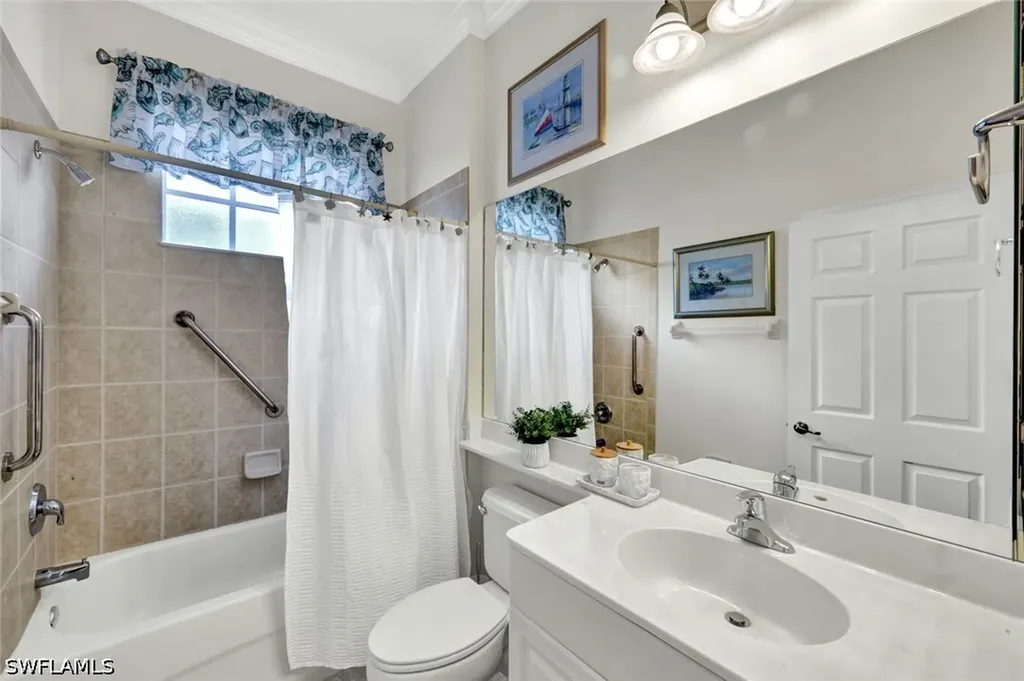 16208 Parque Lane Naples FL 34110
