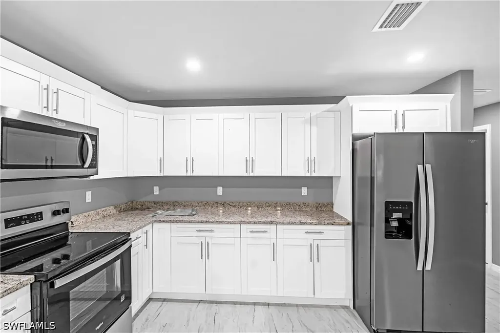 3510 S Grimsley Court Fort Myers FL 33916