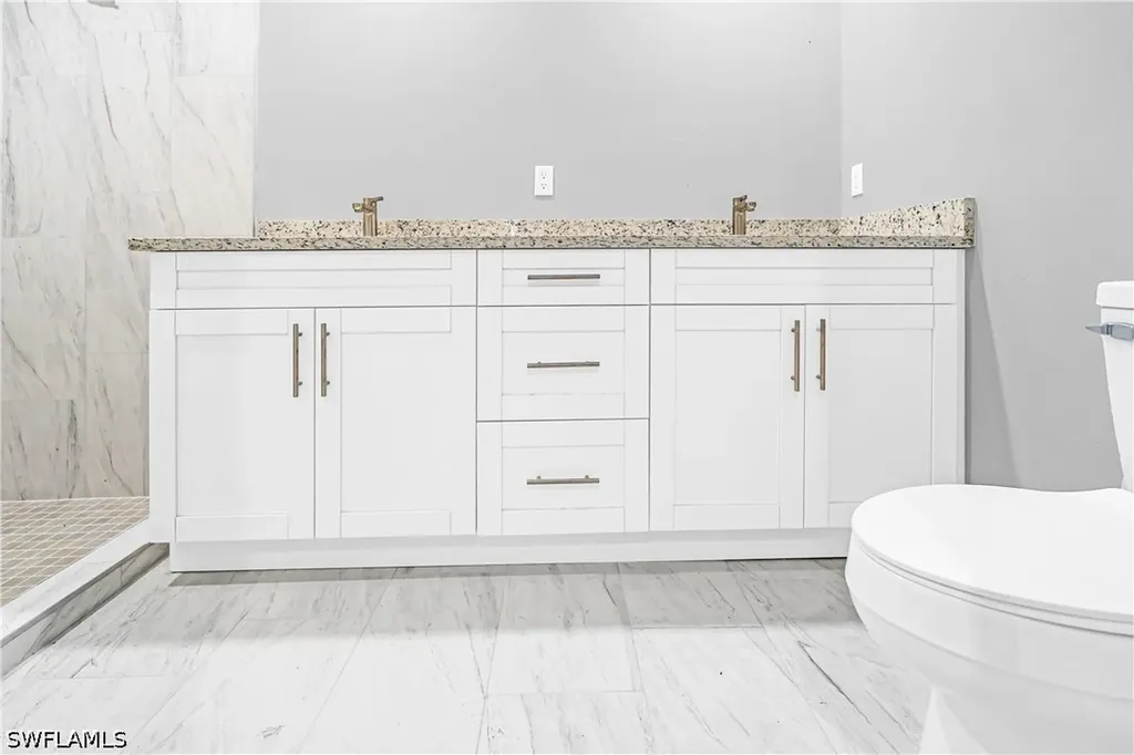 3510 S Grimsley Court Fort Myers FL 33916
