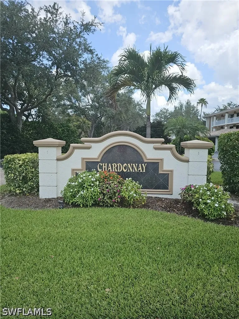 Naples FL, 6025 Chardonnay Lane, Unit 102