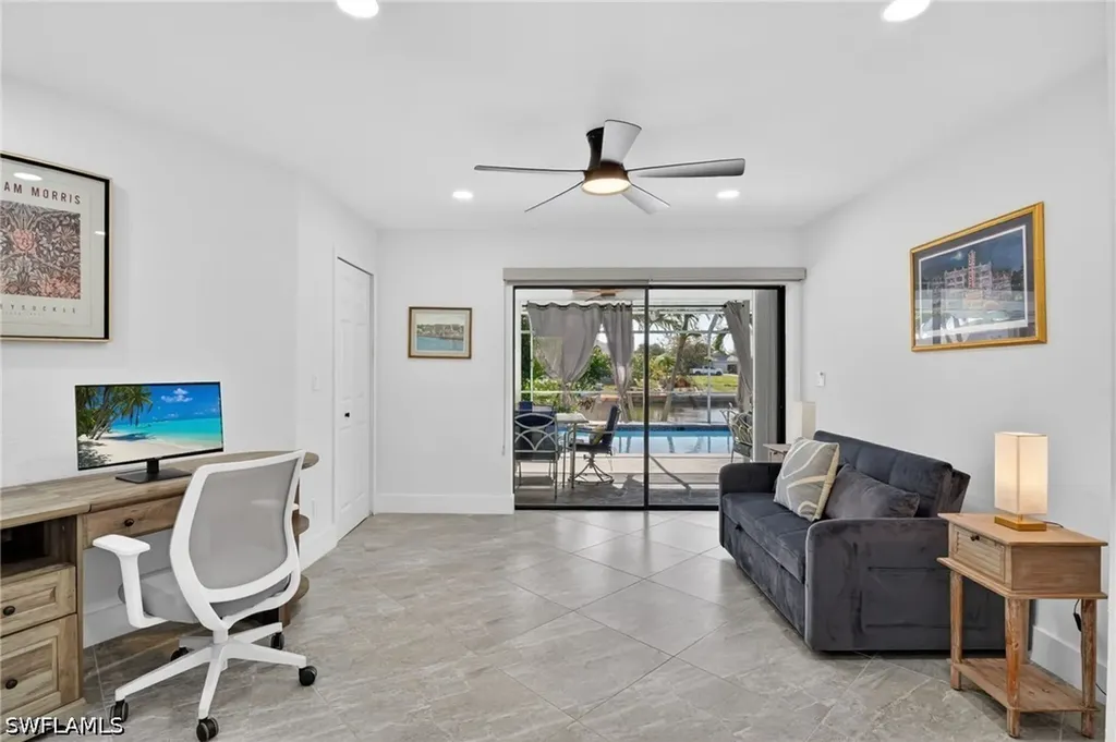 4225 SW 2nd Avenue Cape Coral FL 33914