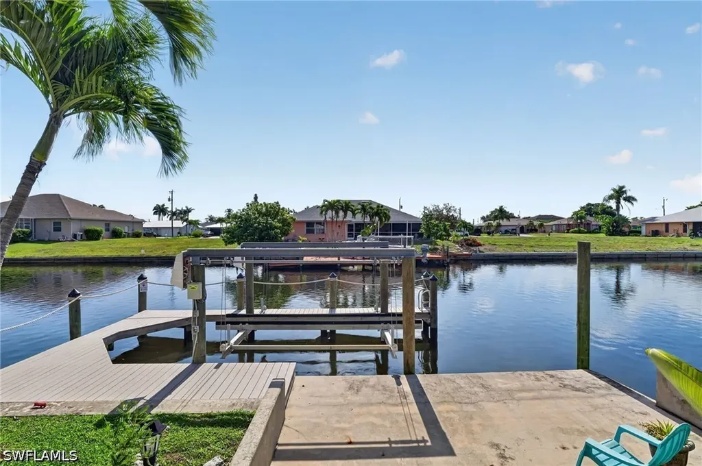 4225 SW 2nd Avenue Cape Coral FL 33914