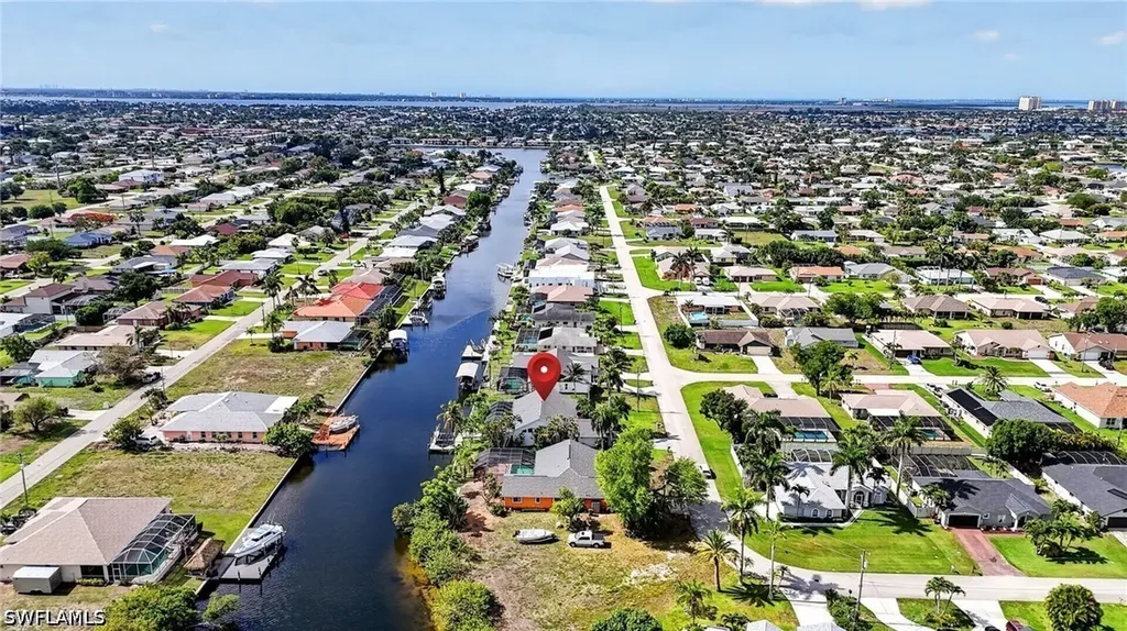 4225 SW 2nd Avenue Cape Coral FL 33914