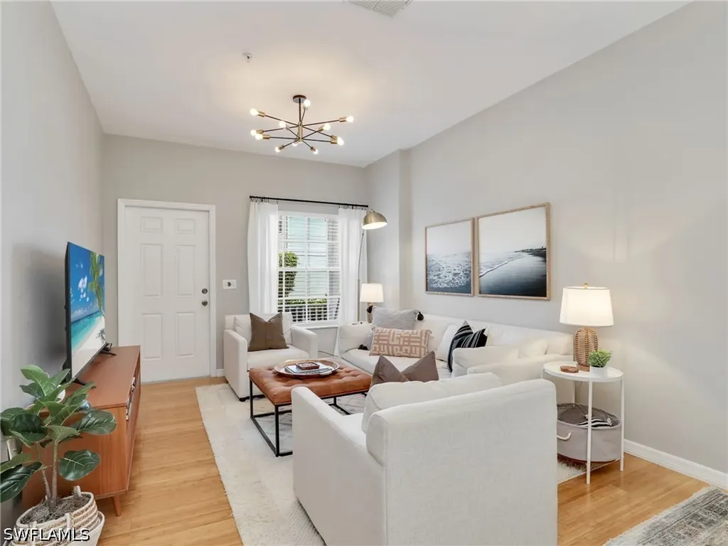 3289 Lindsey Lane Naples FL 34109