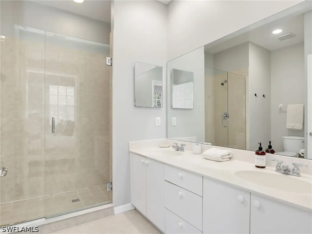 3289 Lindsey Lane Naples FL 34109