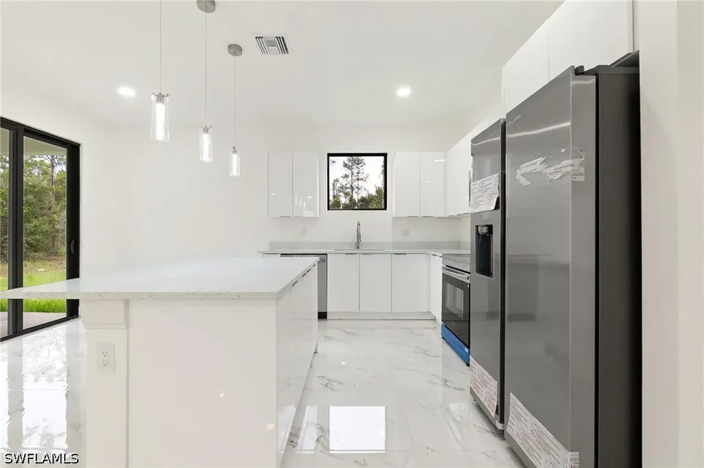 2803 E 13th Street Lehigh Acres FL 33972