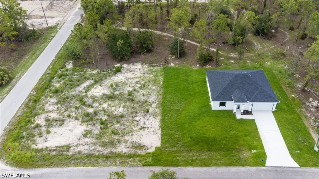2803 E 13th Street Lehigh Acres FL 33972
