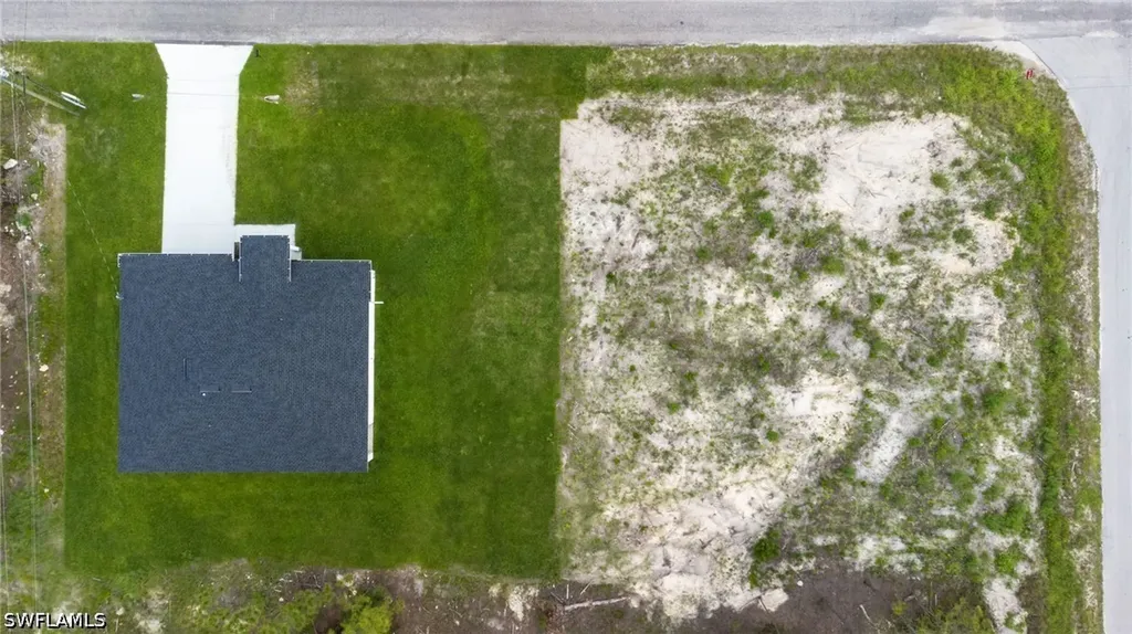 2803 E 13th Street Lehigh Acres FL 33972