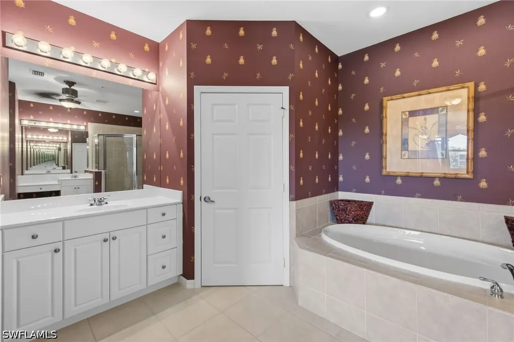 7090 Bay Woods Lake Court Fort Myers FL 33908