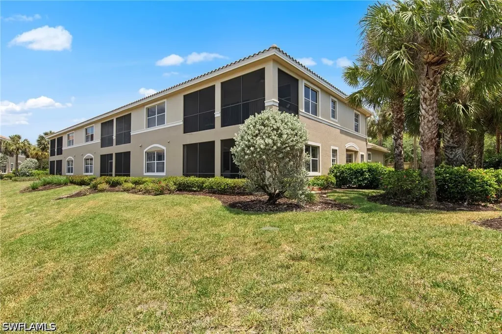 7090 Bay Woods Lake Court Fort Myers FL 33908
