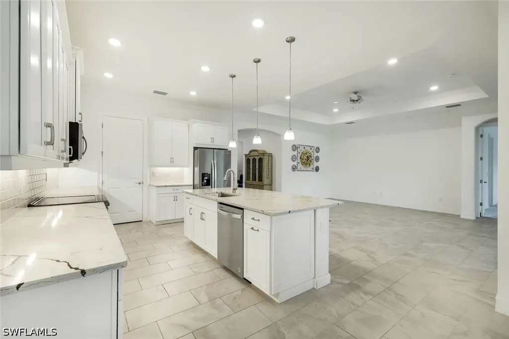 28105 Captiva Shell Loop Bonita Springs FL 34135