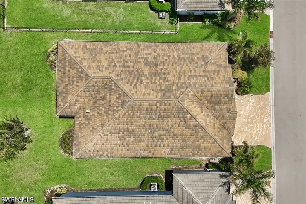 28105 Captiva Shell Loop Bonita Springs FL 34135