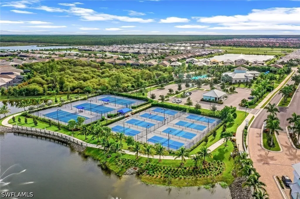 28105 Captiva Shell Loop Bonita Springs FL 34135
