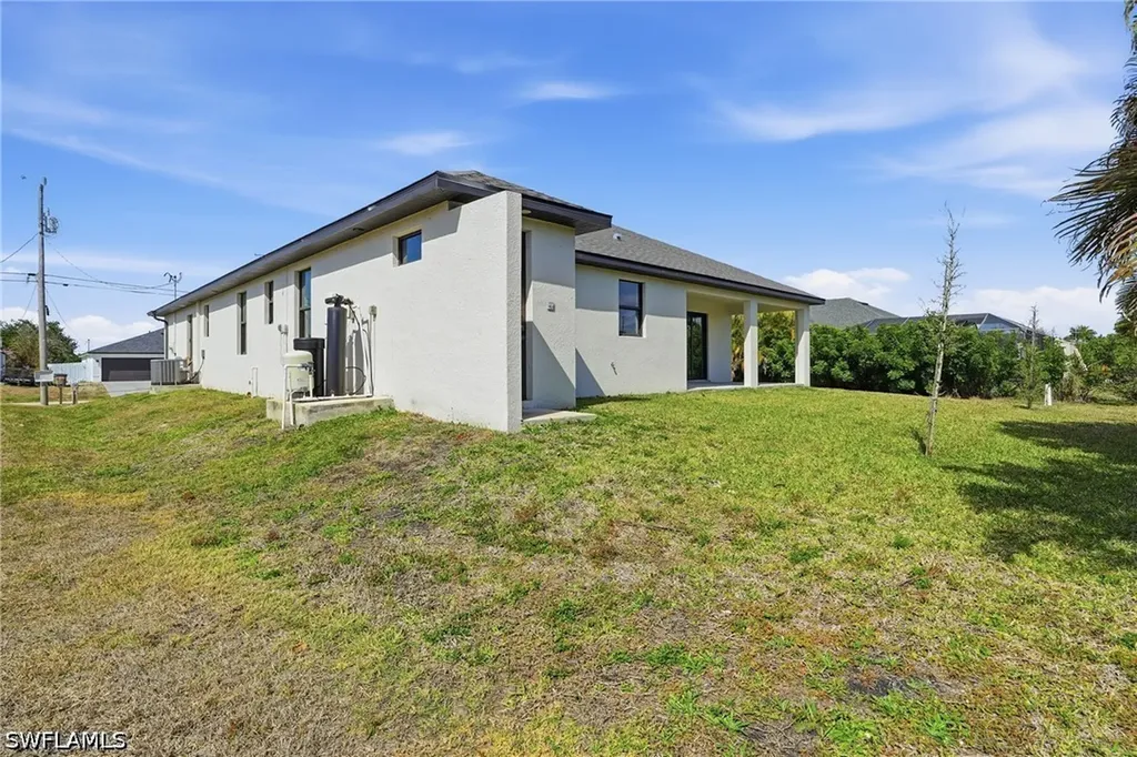 2303 NW 18th Place Cape Coral FL 33993