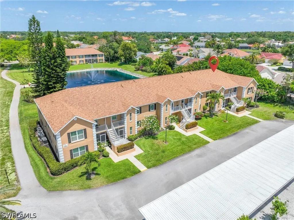 2050 W Crown Pointe Boulevard Naples FL 34112
