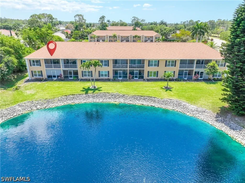 2050 W Crown Pointe Boulevard Naples FL 34112
