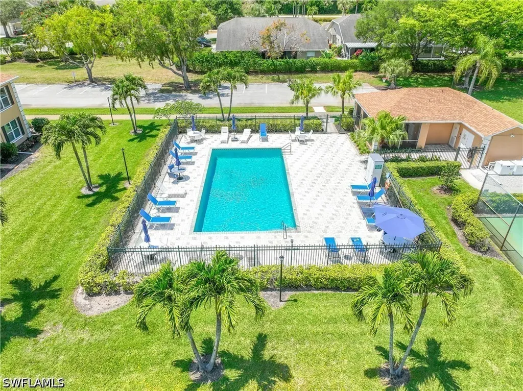 2050 W Crown Pointe Boulevard Naples FL 34112